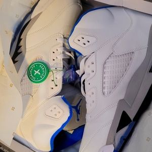 Air Jordan 5 Retro 'Stealth 2.0'